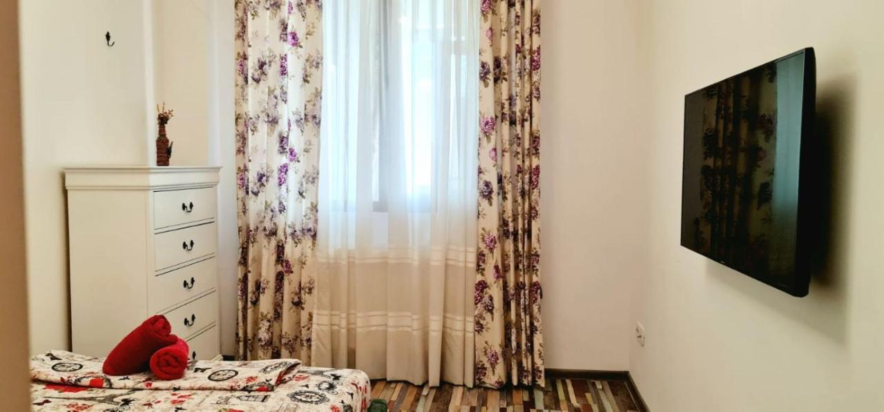Palas View Apartments Near Palas Mall 이아시 외부 사진